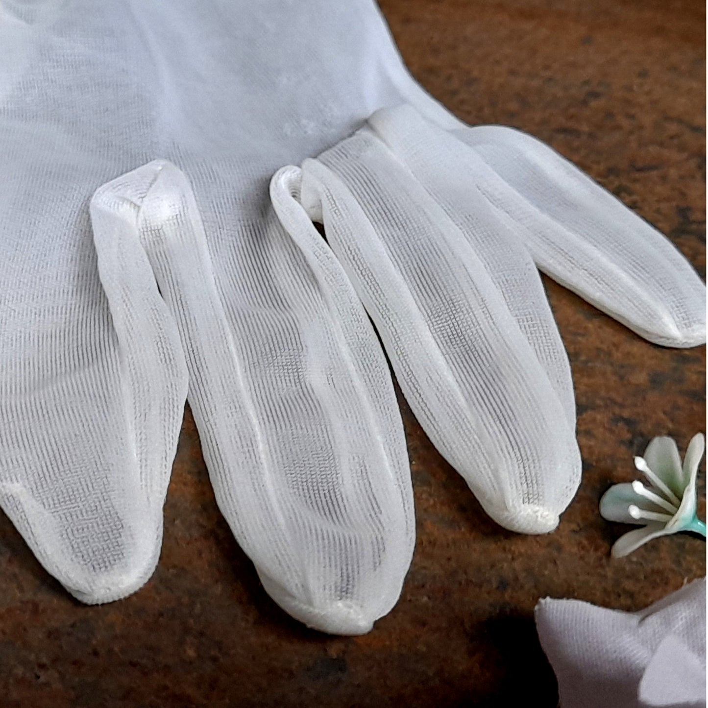 Gants de communiante