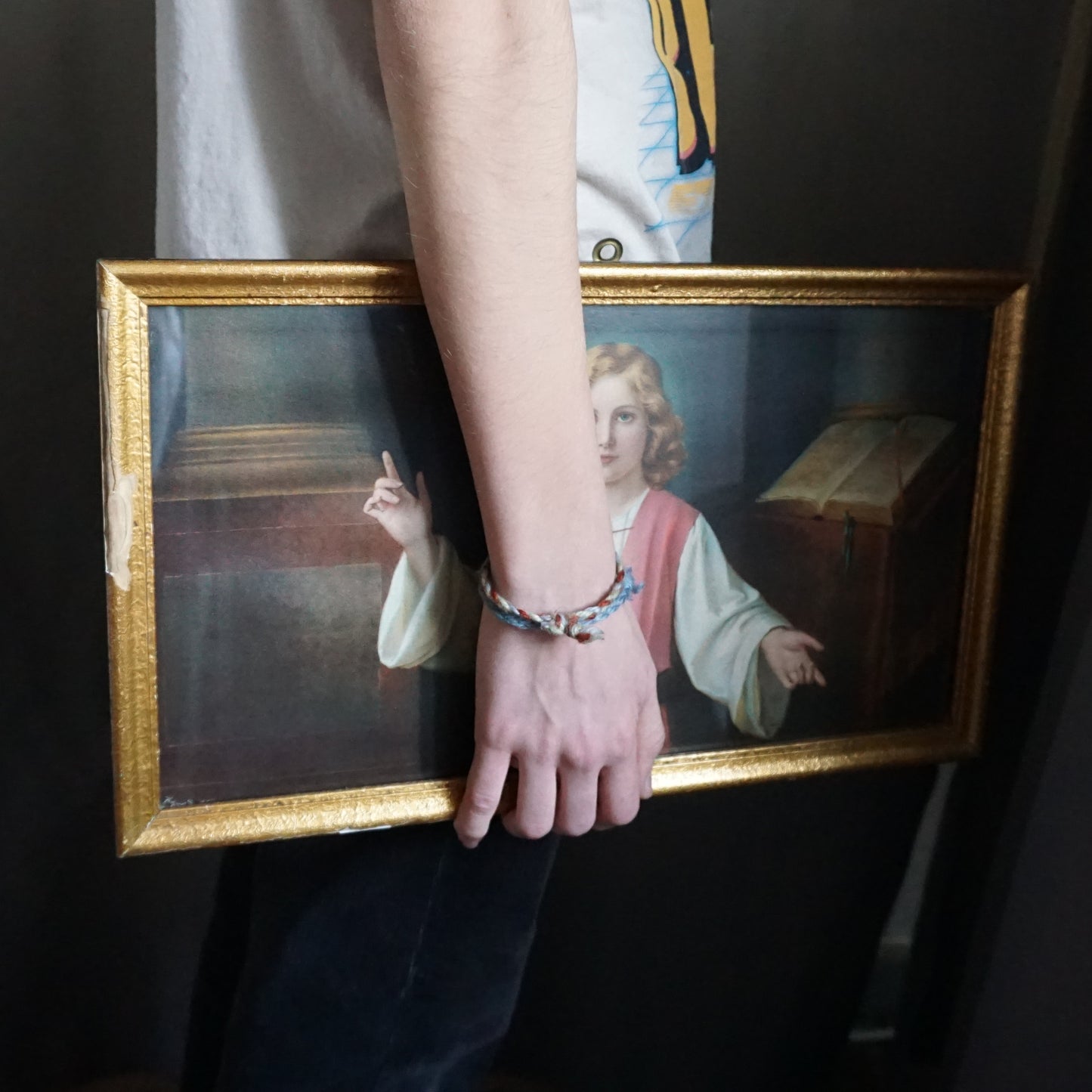 Jesus adolescent rose