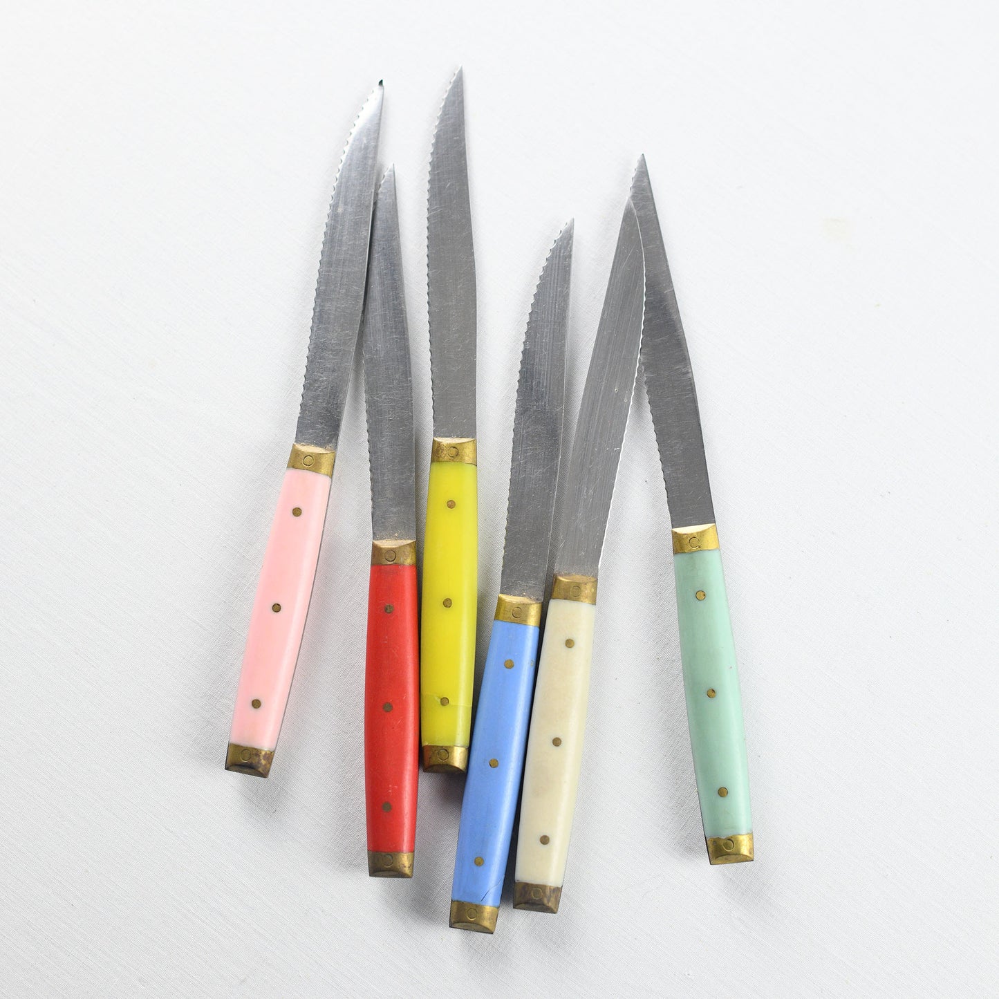 Couteaux colorés