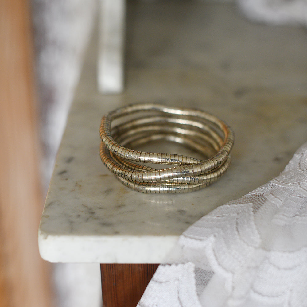 Mouldable bracelet