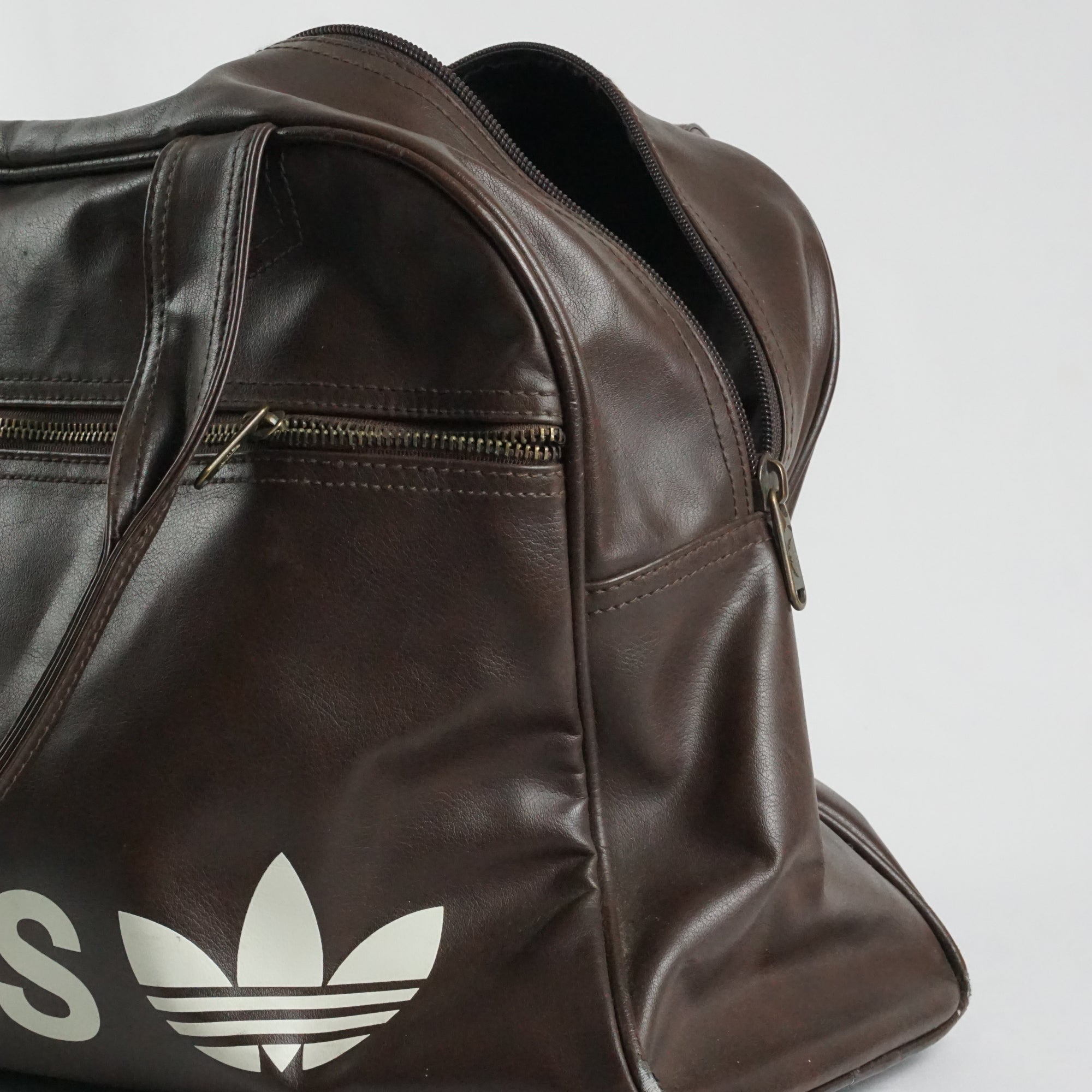 Sac en cuir best sale adidas