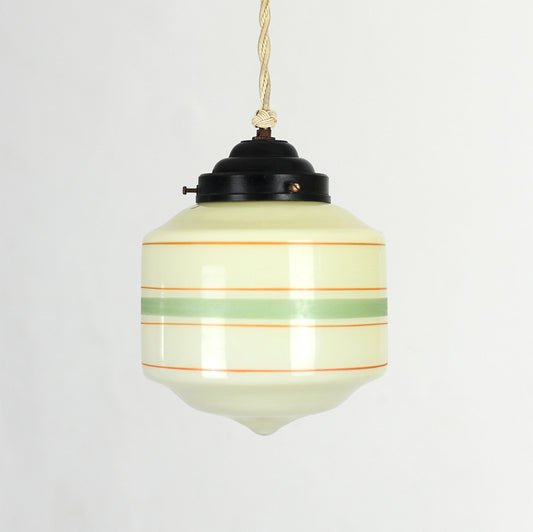 Lamp with green border